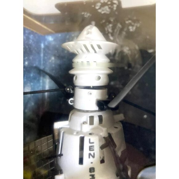 Sharper Image Motion Control Hover Satellite Built-In Sensor Tech Indoor Use 14+ - Picture 4 of 13